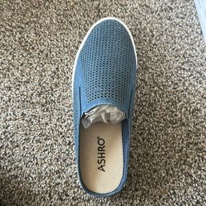 Ashro navy slip ons